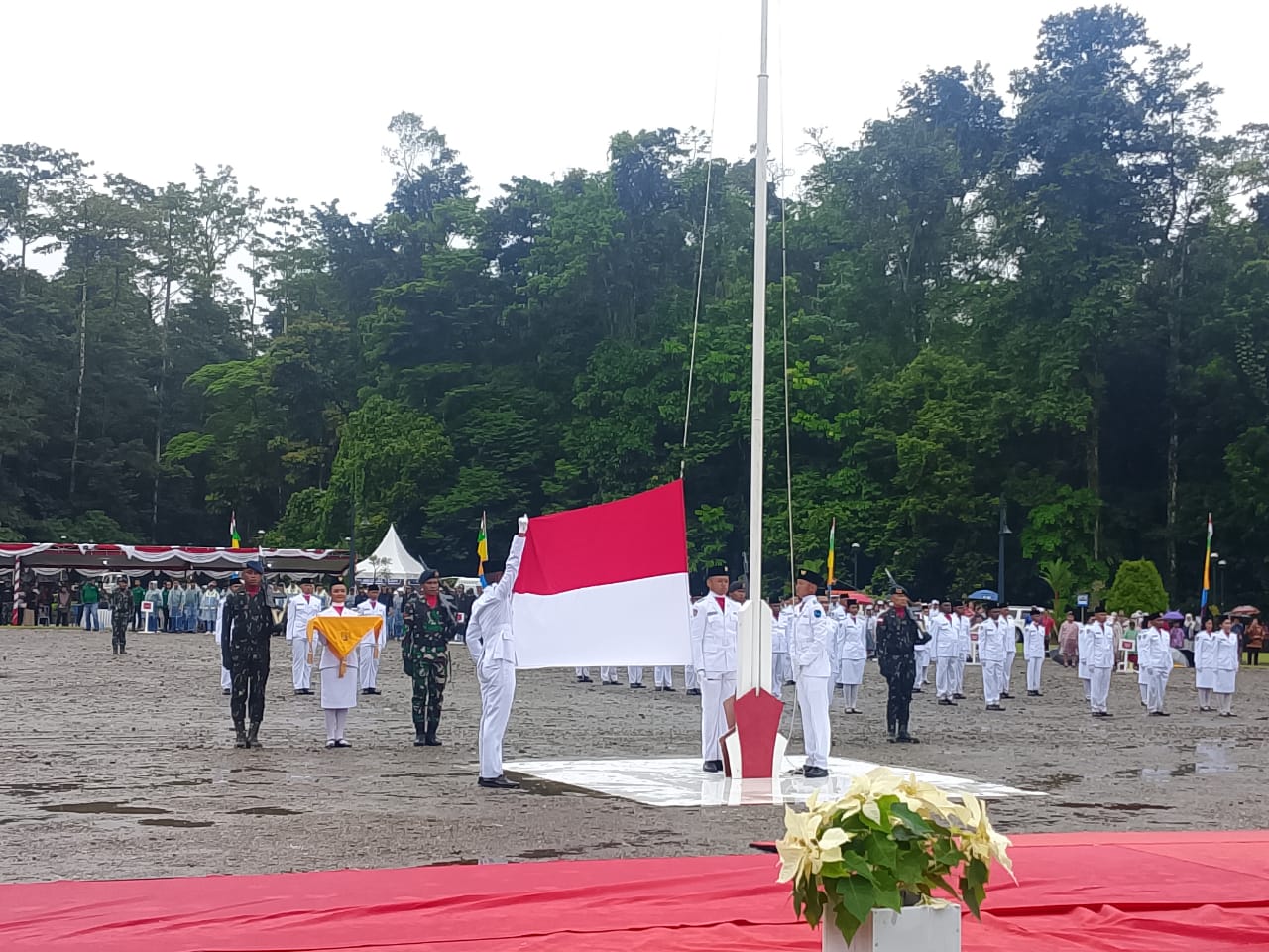 PT.Freeport Indonesia Rayakan HUT ke-80 Kemerdekaan RI di Alun-alun Kuala Kencana