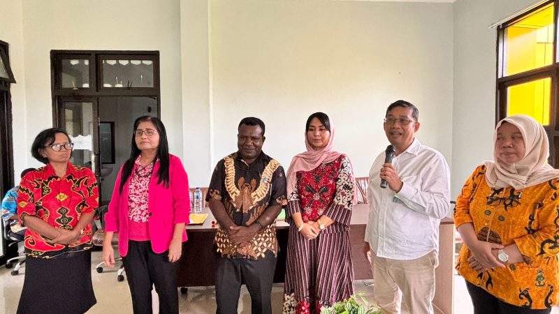Dinas Koperasi-UMKM Mimika Teken MoU Strategis Bersama BPJS dan Notaris