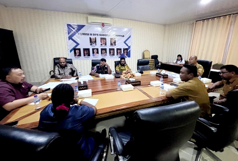 Ragam Hal Jadi Pembahasan Komisi II DPRK Mimika dan Dinas Perikanan Pada RDP