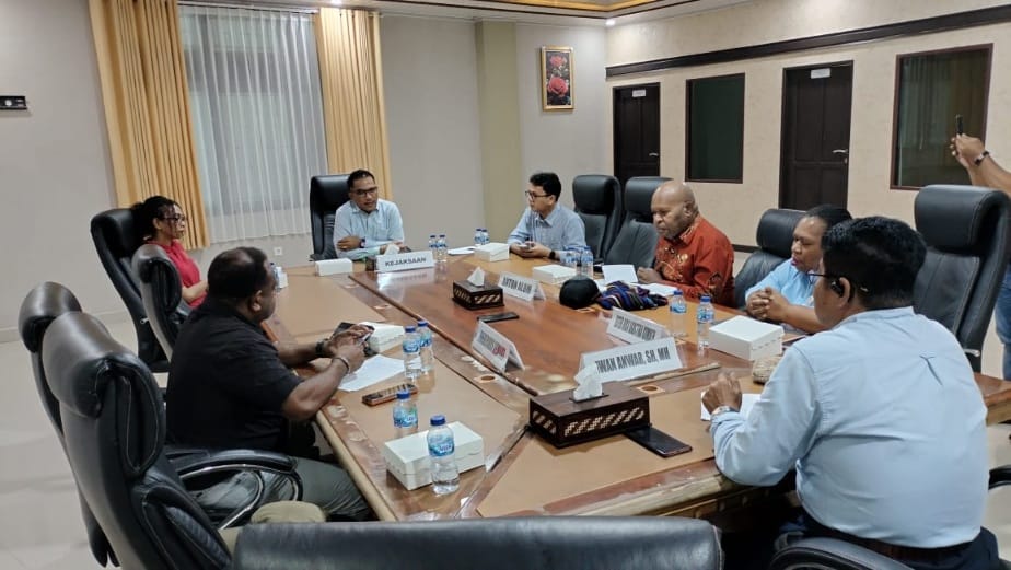 Komisi I RDP Dengan Kejaksaan Negeri Mimika, Bahas Status Tanah Pomako