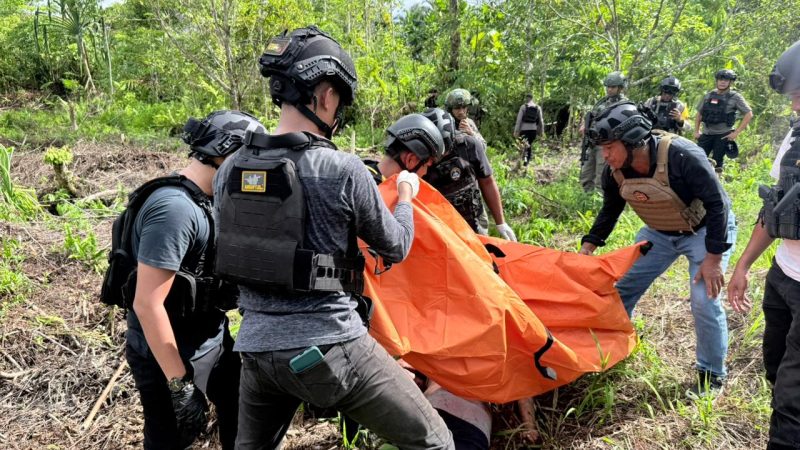 Pekerja Bangunan di Yahukimo Ditemukan Meninggal Dunia,Satgas Ops Damai Cartenz dan Polres Yahukimo Lakukan Evakuasi