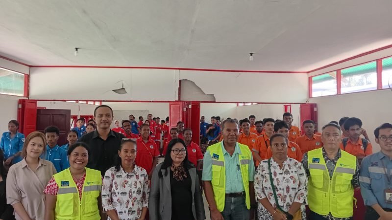 Parade Foto: Pelepasan Ratusan Siswa SMK PK Hermon Timika Ikuti PSG