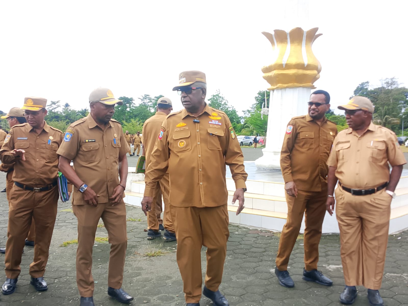 Dorong Transparansi, Bupati Mimika Desak OPD Segera Tuntaskan LAKIP 2025