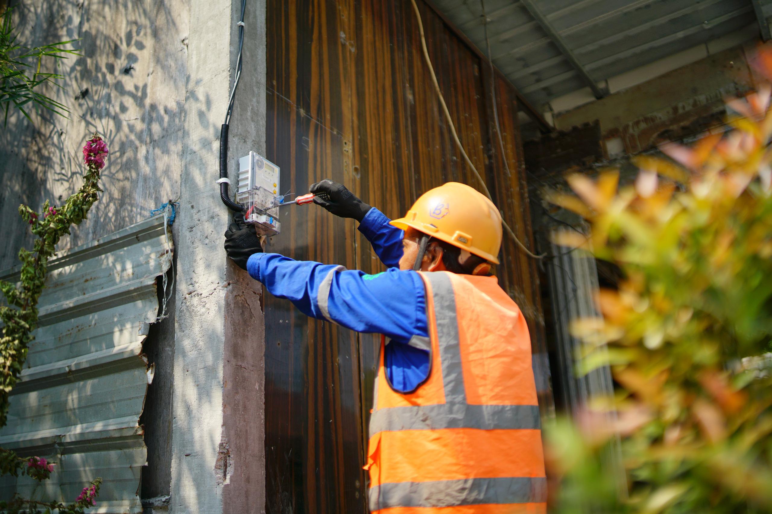 PT PLN Tebar Promo Tambah Daya 50 Persen Selama Ramadan