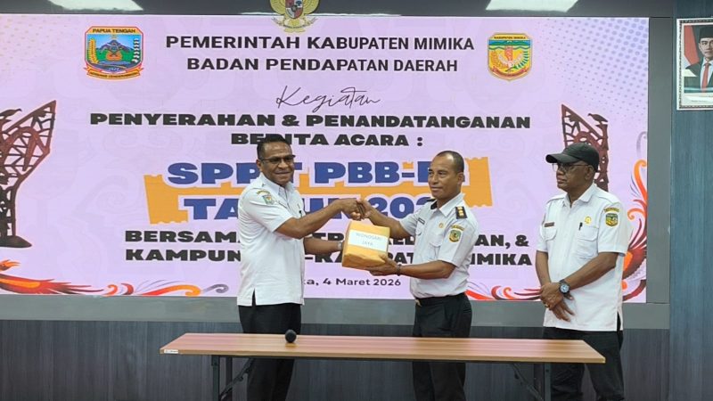 Bapenda Mimika Serahkan 44 Ribu Lebih SPPT PBB-P2