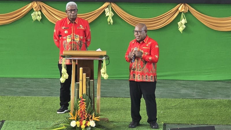 Setahun Memimpin, Johannes Rettob–Emanuel Kemong Serukan Kolaborasi untuk Pembangunan Mimika