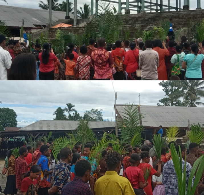 Ratusan Umat Katolik Hadiri Misa Minggu Palma di Gereja Santo Petrus SP 1 Timika