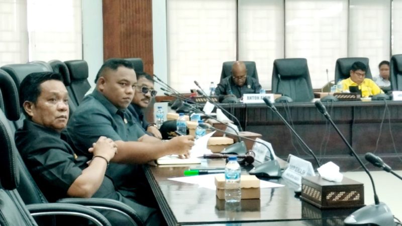 Komisi I DPRK Mimika Gelar RDP Bersama Pihak Keamanan dan Kesbangpol Bahas Stabilitas Daerah
