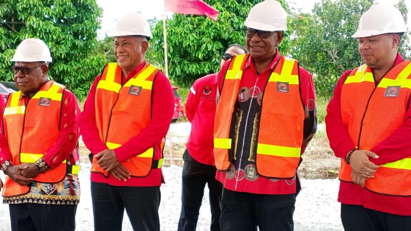 Kantor DPC PDIP Mimika Mulai Dibangun, Adrian Andhika Thie Gaungkan Semangat Kebersamaan