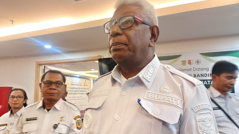 Bangun dari Kampung ke Kota, Bupati Mimika: Setiap Wilayah Harus Punya Lapangan Olahraga 