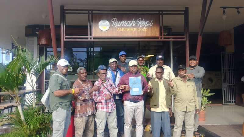 Tolak Intervensi Pihak Luar, LEMASKO Tegaskan Hak Kelola Besi Tua Freeport Milik Masyarakat Adat