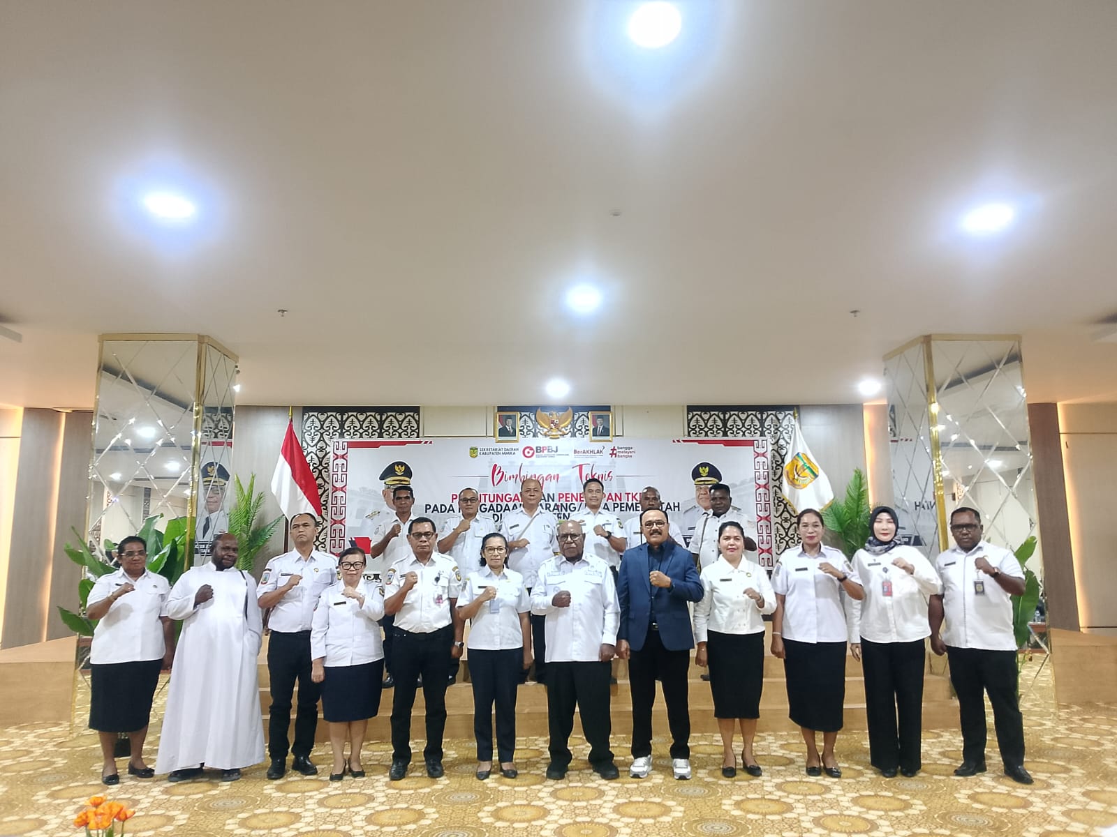 Pemkab Mimika Perkuat Kapasitas PPK Melalui Bimtek Penerapan TKDN