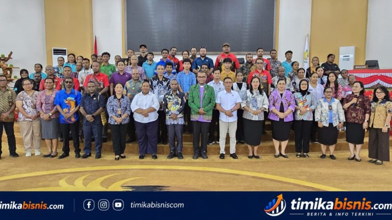 Merawat Kebersamaan di Tempat Kerja, DPRK Mimika Gelar Ibadah Oikumene