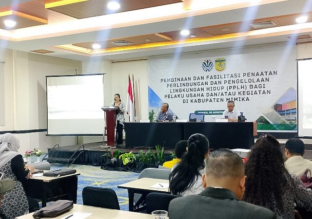 PARADE FOTO: Kegiatan PPLH yang Di Gelar DLH bersama Pusat RH Papua Kementerian Lingkungan Hidup