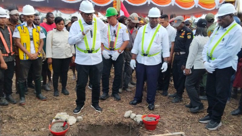 Jembatan Gantung Mioko Mulai Dibangun, Bupati John Rettob : Bentuk Nyata dari Semangat Mimika Rumah Kita
