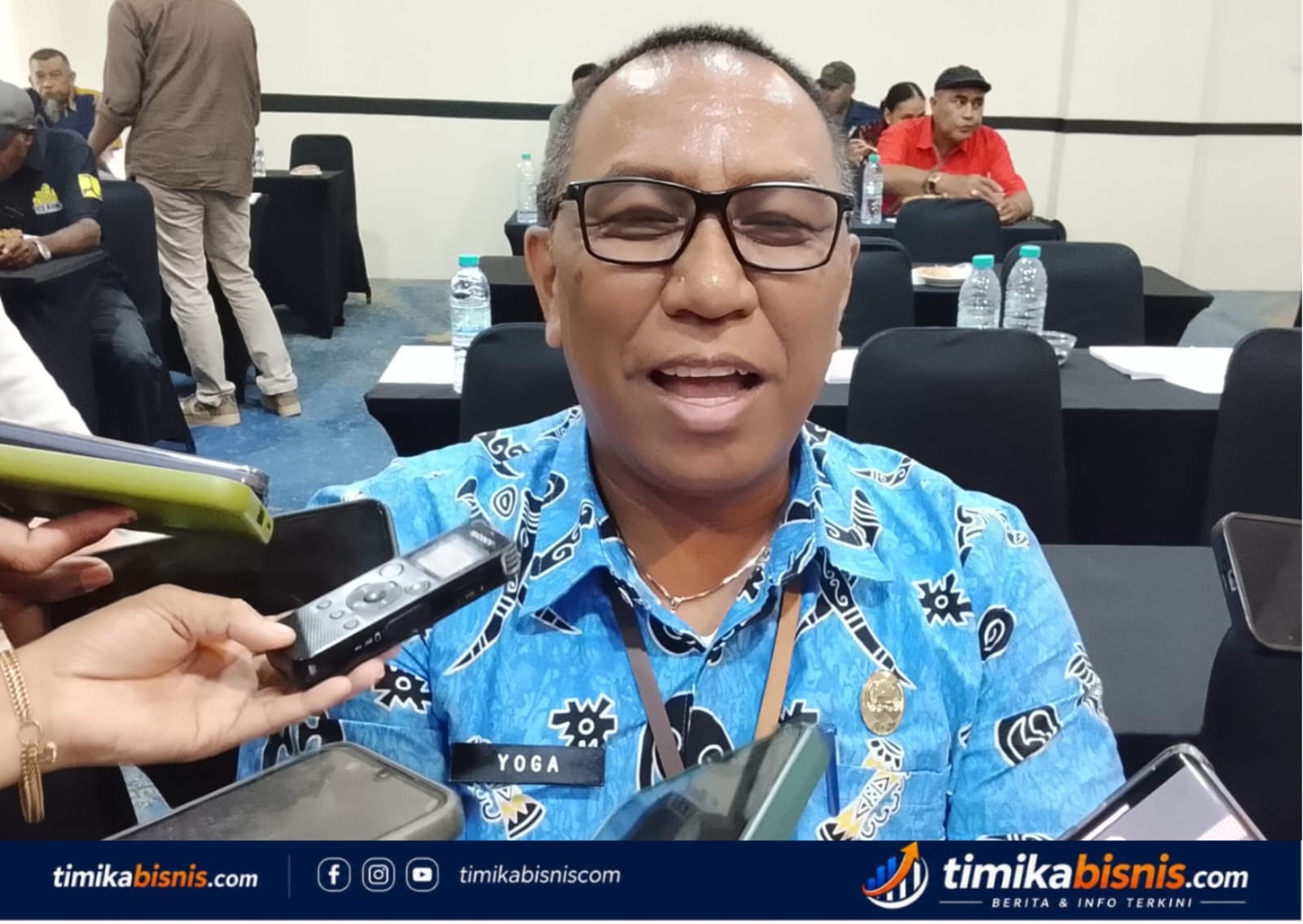 PUPR Mimika Perbaiki Jalan Hasanuddin yang Bergelombang